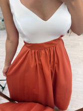 Cargar imagen en el visor de la galería, LORELAI - Maxi vestido naranja y blanco