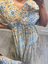 Cargar imagen en el visor de la galería, ARETHA - Maxi vestido floral