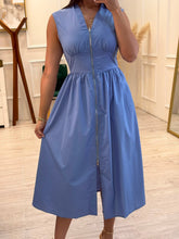 Cargar imagen en el visor de la galería, FARINA - Maxi vestido azul sin mangas