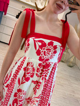 Cargar imagen en el visor de la galería, EDILIA - Vestido corto estampado rojo