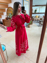 Cargar imagen en el visor de la galería, RENATA - Maxi vestido rojo