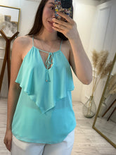 Cargar imagen en el visor de la galería, GEORGINA - Blusa menta tirantes