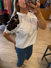 Cargar imagen en el visor de la galería, SINAI - Blusa blanca