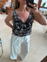 Cargar imagen en el visor de la galería, MEGARA - Blusa estampado boho