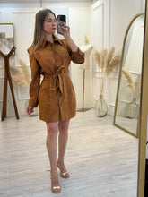 Cargar imagen en el visor de la galería, EUGENIA - Vestido corto marron