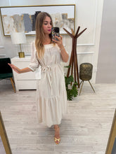 Cargar imagen en el visor de la galería, JESSALYN - Vestido midi hueso
