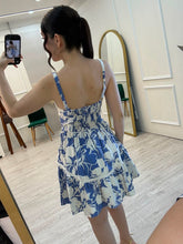 Cargar imagen en el visor de la galería, LAURENCE - Vestido corto tirantes estampado