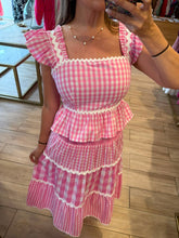Cargar imagen en el visor de la galería, AENOR - Set blusa y falda rosa cuadros