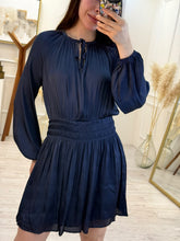 Cargar imagen en el visor de la galería, NADINE - Vestido azul marino manga larga