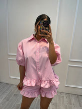 Cargar imagen en el visor de la galería, PRISCILA - Set blusa y short rosa cuadros