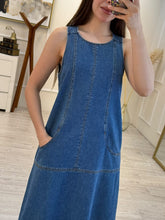 Cargar imagen en el visor de la galería, VELMA - Maxi vestido sin mangas azul
