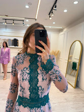 Cargar imagen en el visor de la galería, ALTHEA - Jumper con detalles verdes