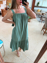 Cargar imagen en el visor de la galería, SIENNA - Maxi vestido verde olivo