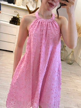 Cargar imagen en el visor de la galería, OLIMPIA - Vestido corto rosa