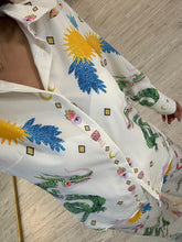 Cargar imagen en el visor de la galería, FLORIA - Set pantalon y blusa crema estampado