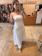 Cargar imagen en el visor de la galería, BEXLEY - Maxi vestido tirantes blanco