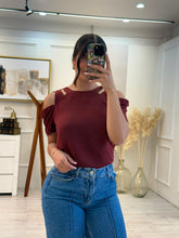 Cargar imagen en el visor de la galería, TEAGAN - Blusa rojo oscuro