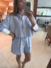 Cargar imagen en el visor de la galería, BELLAMY - Set blusa y short rayas