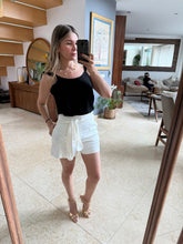 Cargar imagen en el visor de la galería, ARTEMISA - Short blanco