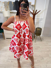 Cargar imagen en el visor de la galería, AKIRA - Vestido corto rojo con blanco