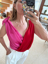 Cargar imagen en el visor de la galería, SAHARA - Pantiblusa roja con rosa