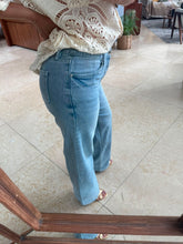 Cargar imagen en el visor de la galería, ARIA - Pantalón denim