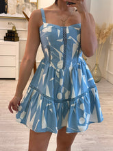 Cargar imagen en el visor de la galería, AINSLEY - Vestido azul con blanco