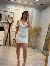 Cargar imagen en el visor de la galería, CANDY - Vestido corto blanco tirantes