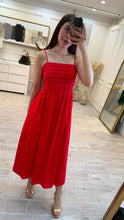 Cargar imagen en el visor de la galería, ELSIE - Maxi vestido rojo