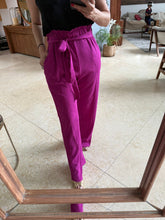 Cargar imagen en el visor de la galería, FIDELA - Pantalon violeta