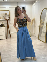 Cargar imagen en el visor de la galería, MOLLY - Blusa tirantes estampado floral
