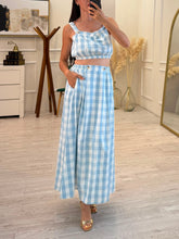 Cargar imagen en el visor de la galería, ERLINDA - Set blusa y falda cuadros azules