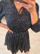 Cargar imagen en el visor de la galería, EZIA - Vestido corto manga larga