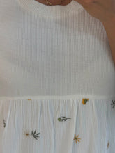 Cargar imagen en el visor de la galería, ROSALIA - Vestido corto blanco