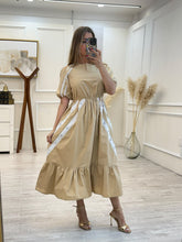 Cargar imagen en el visor de la galería, SABINA - Maxi vestido khaki con blanco