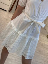 Cargar imagen en el visor de la galería, CANDELARIA - Vestido corto blanco