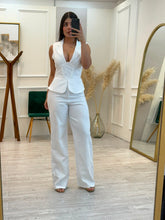Cargar imagen en el visor de la galería, MAELLE - Set blusa y pantalon blanco