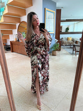 Cargar imagen en el visor de la galería, TROYA - Maxi vestido café estampado