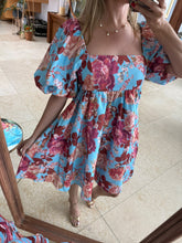 Cargar imagen en el visor de la galería, ESME - Vestido corto azul estampado