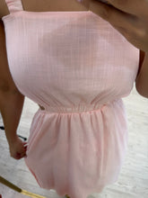 Cargar imagen en el visor de la galería, YULISSA - Vestido midi rosa