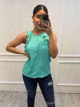 Cargar imagen en el visor de la galería, BIBI - Blusa menta