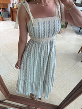 Cargar imagen en el visor de la galería, AZUCENA - Maxi vestido hueso estampado tirantes