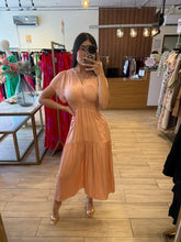 Cargar imagen en el visor de la galería, GLORIA - Maxi vestido naranja pastel