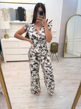 Cargar imagen en el visor de la galería, KYLIE - Set blusa y pantalón estampado