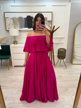 Cargar imagen en el visor de la galería, SORAIDA - Maxi vestido magenta