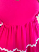 Cargar imagen en el visor de la galería, FREESIA - Vestido midi fucsia