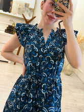 Cargar imagen en el visor de la galería, BASILIA - Maxi vestido estampado azul y negro