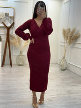 Cargar imagen en el visor de la galería, PASIFAE  – Vestido midi tejido vino cruzado