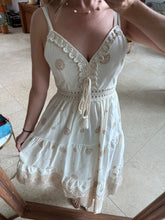 Cargar imagen en el visor de la galería, ERLINA - Maxi vestido avena tirantes