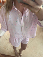 Cargar imagen en el visor de la galería, ENYA - Set blusa y short rayas rosa